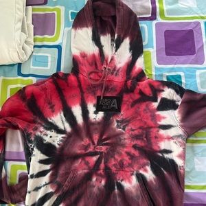 Men’s AE sweatshirt